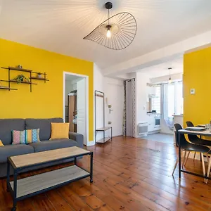 Apartment L'indus T2--hyper Centre--tout Confort--clim--wifi, Lourdes